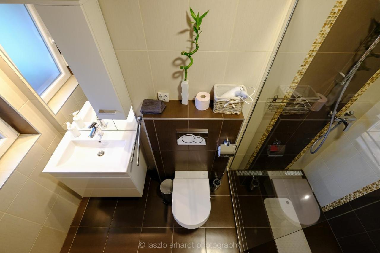 Ciprus Porta Apartmanok 巴拉腾肯尼斯 外观 照片